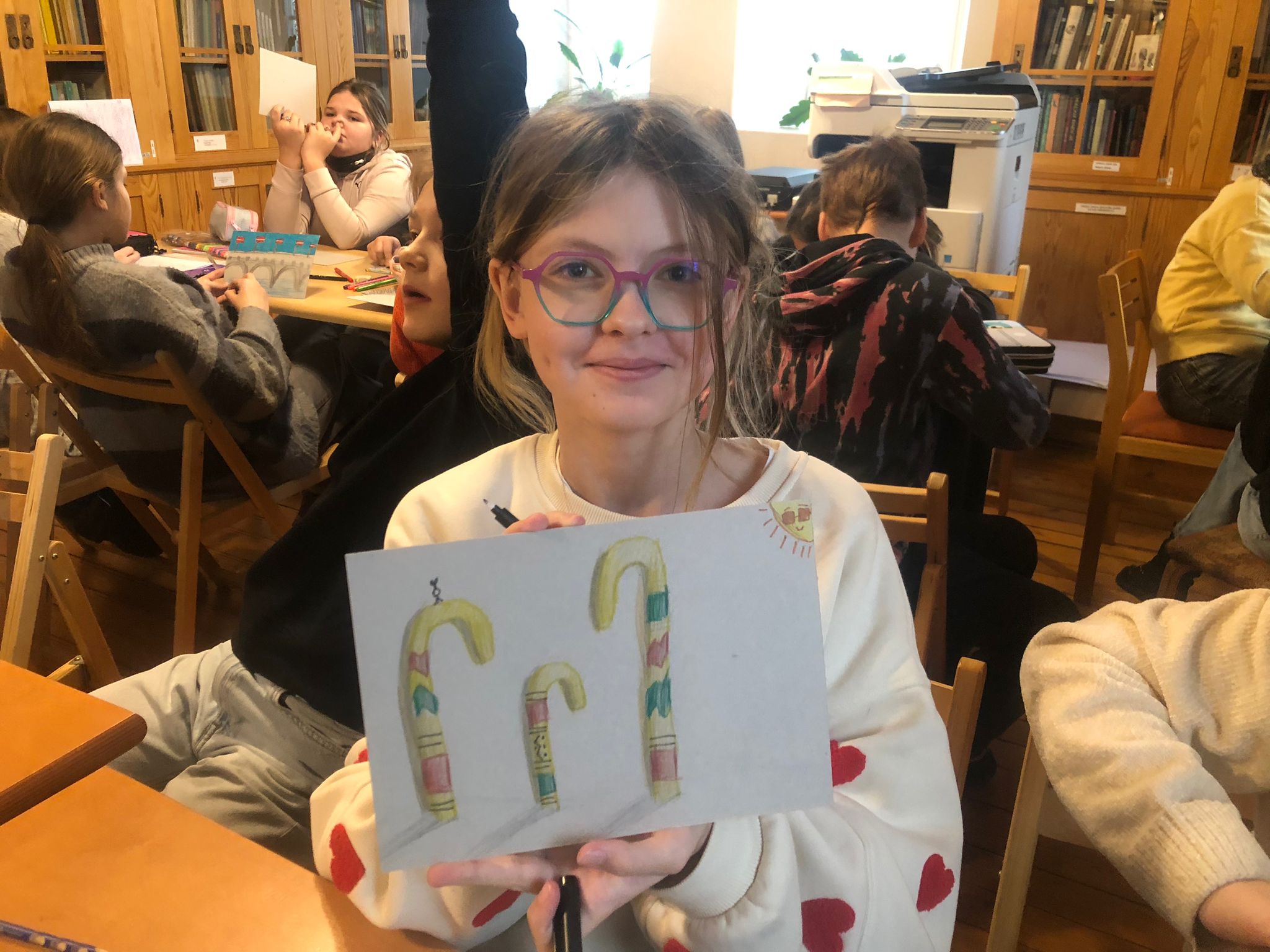 Turaidā Top Pirmās Skices. Keita Eņģelīte Izvēlējusies Spieķīšus