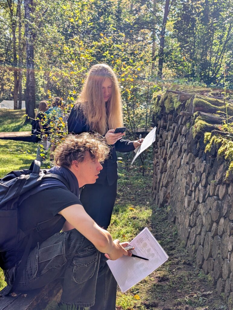 Pxl 20250905 080545482.raw 01.mp.cover