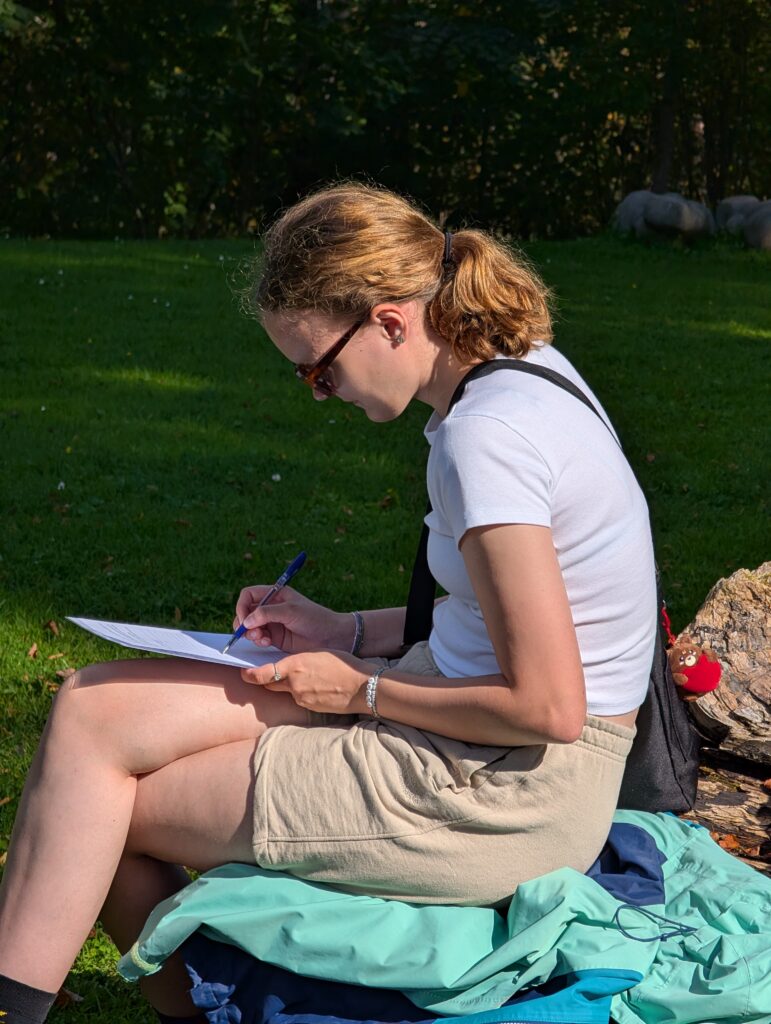 Pxl 20250905 092316593.raw 01.cover